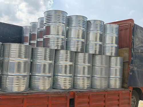 װ������